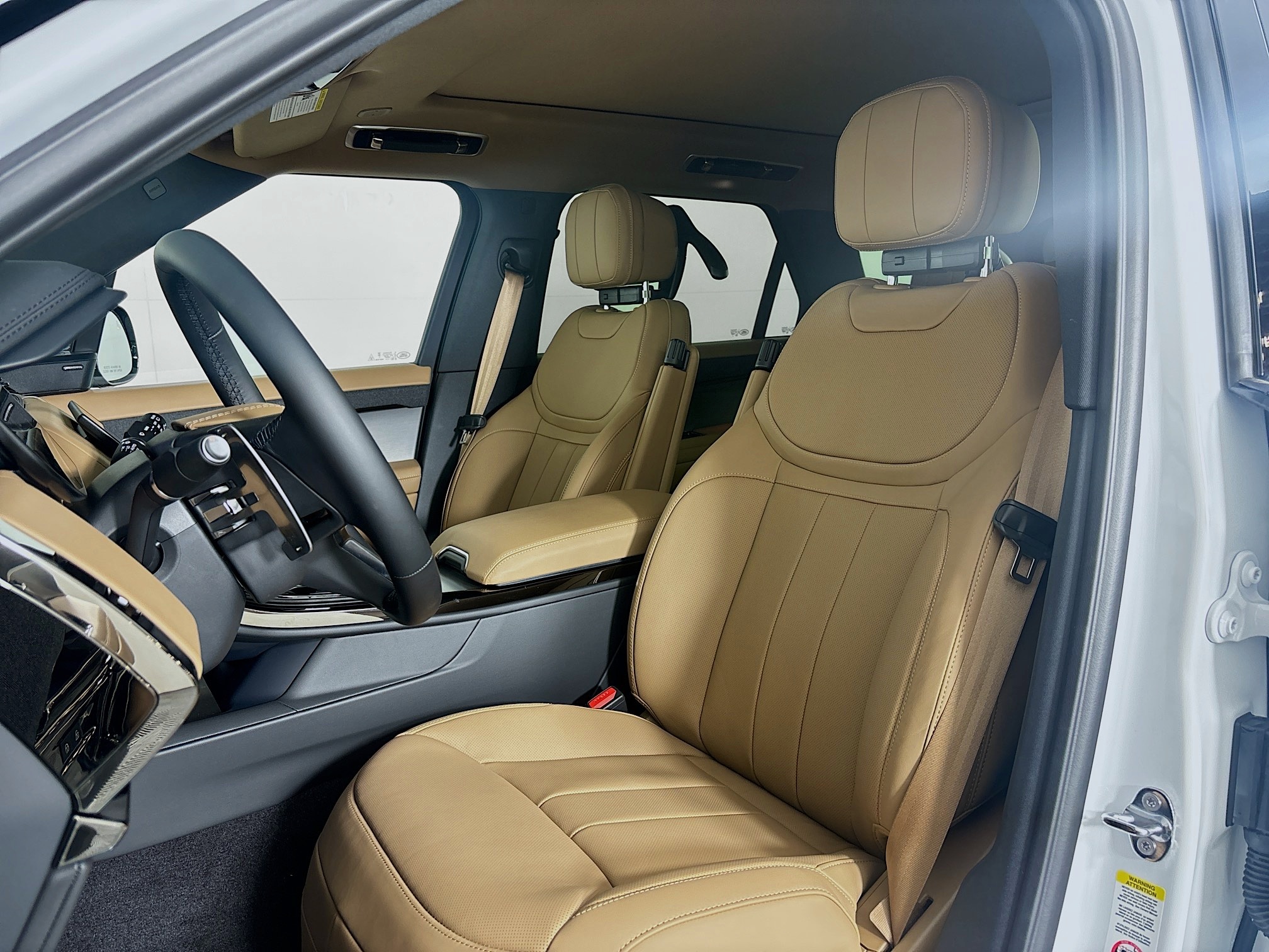 2025 Land Rover Range Rover Sport SE photo 21