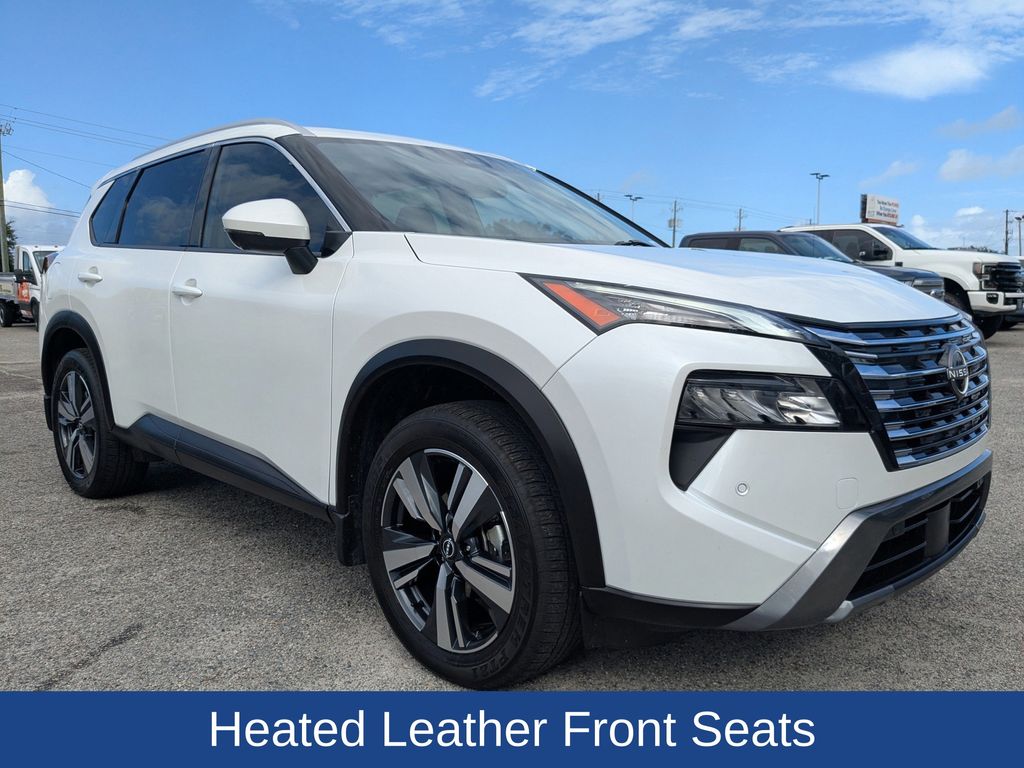 2024 Nissan Rogue SL photo 2