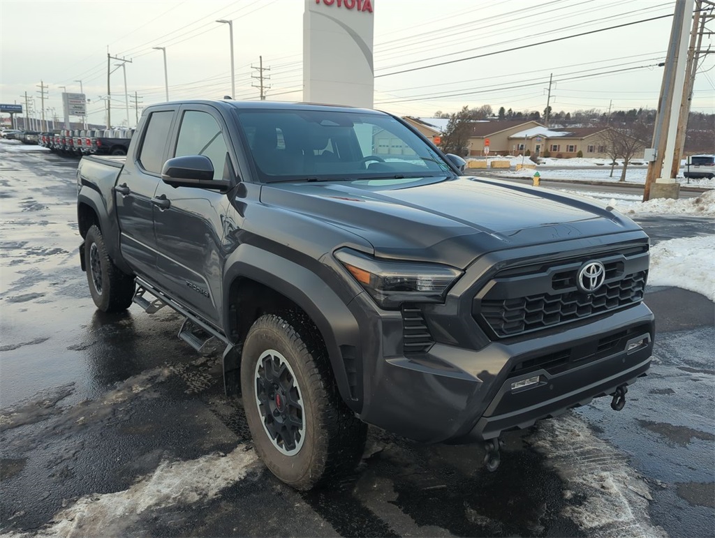 2024 Toyota Tacoma TRD Off Road's photo