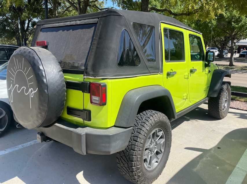 2016 Jeep Wrangler Unlimited Rubicon photo 3