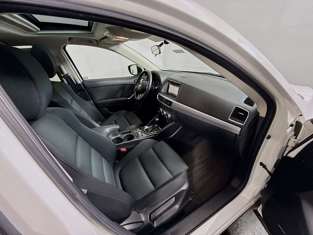 2016 Mazda CX-5 Touring photo 26