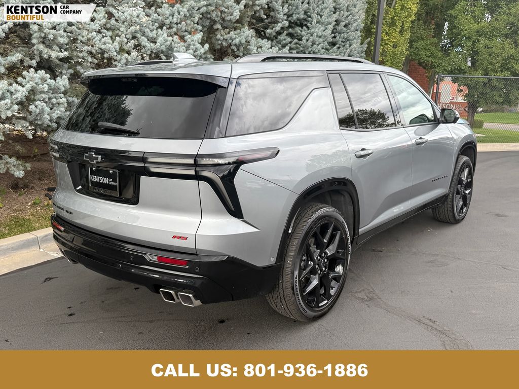 2024 Chevrolet Traverse RS photo 8