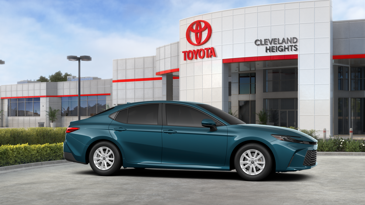 2026 Toyota Camry LE photo 13