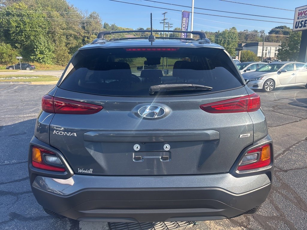 2020 Hyundai Kona SEL photo 5