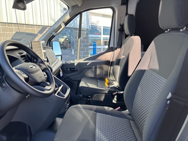 2024 Ford Transit photo 8