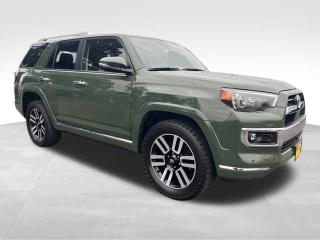 2022 Toyota 4Runner Limited's photo