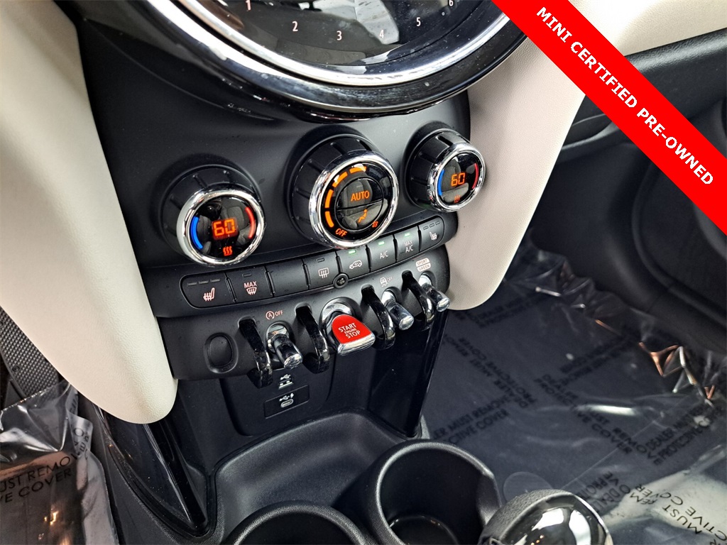 2022 Mini Cooper 4 Door Hardtop Iconic photo 21