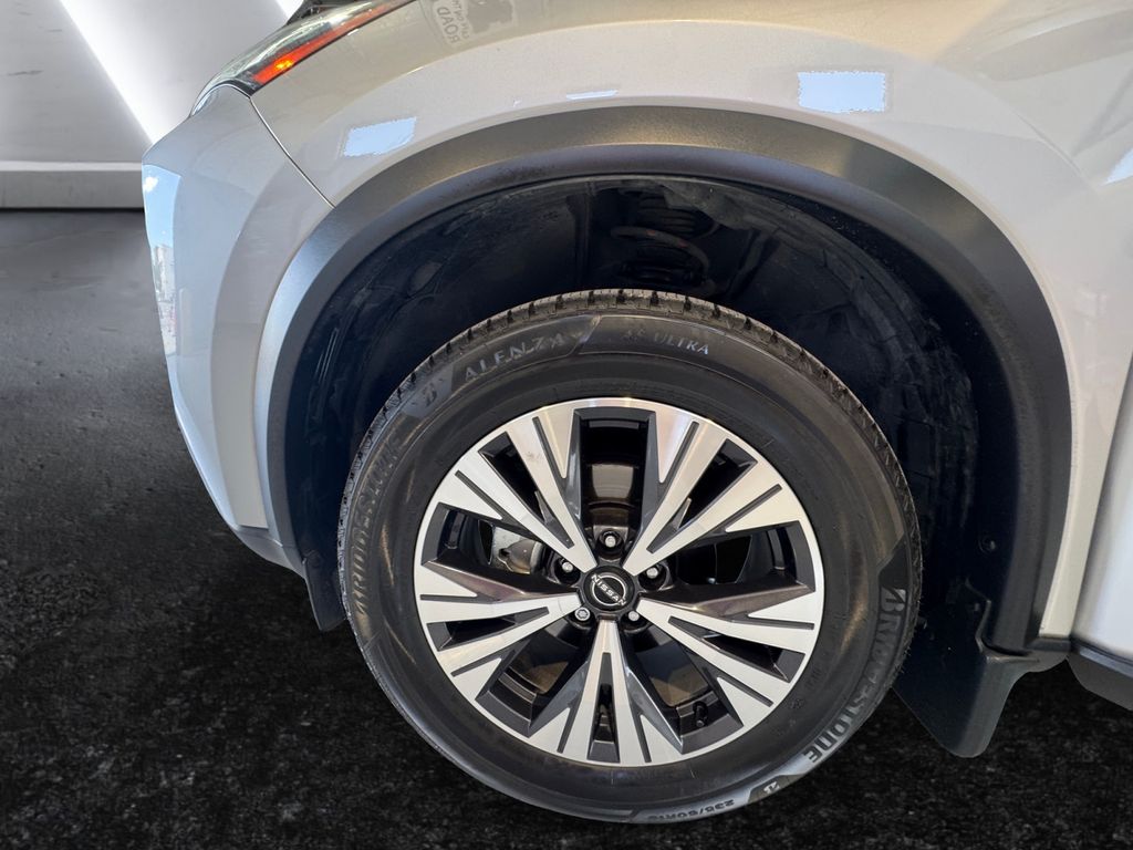2023 Nissan Rogue SV photo 24