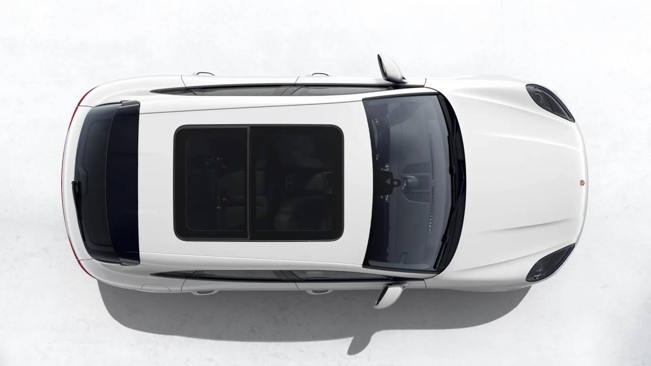 2026 Porsche Macan T photo 3