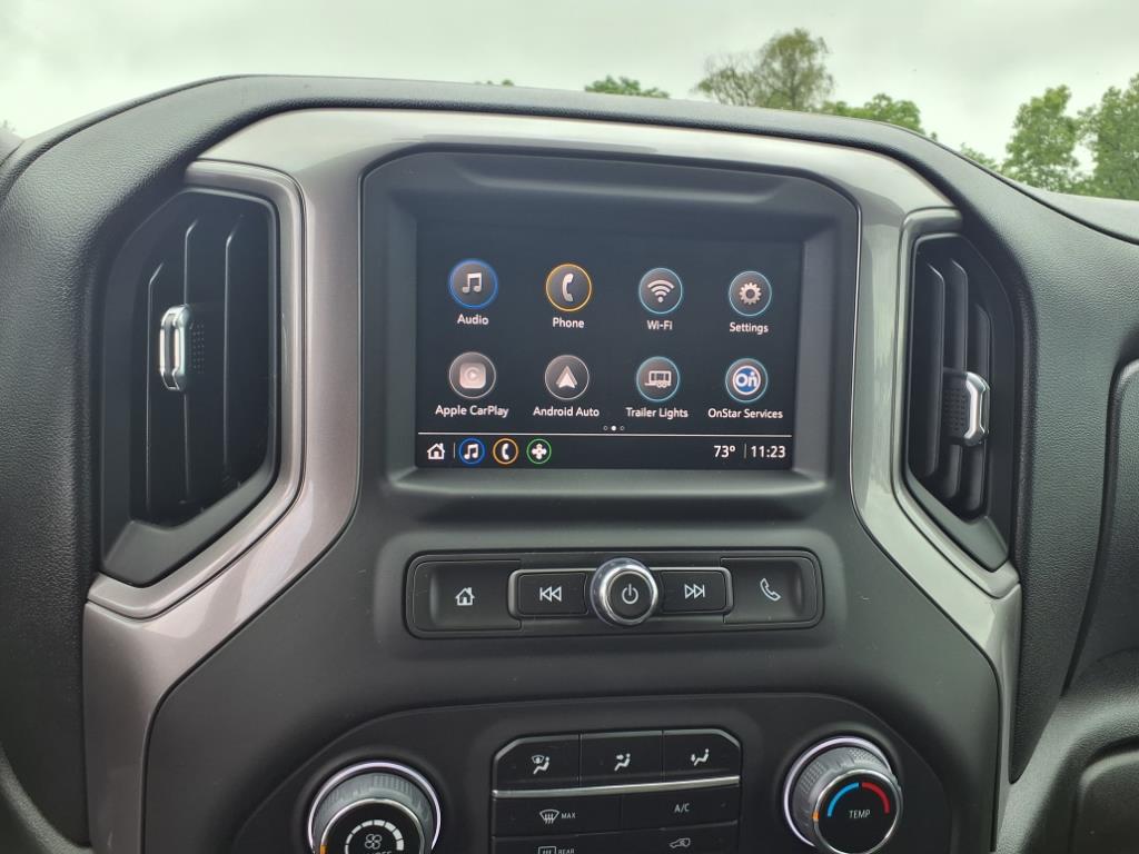 2024 Chevrolet Silverado 2500HD Custom photo 15