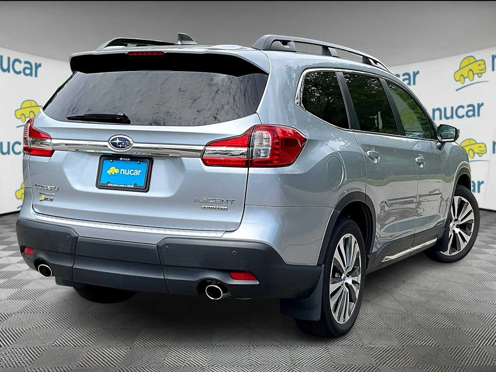 2022 Subaru Ascent Limited photo 5
