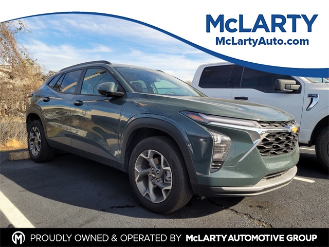 2025 Chevrolet Trax LT's photo