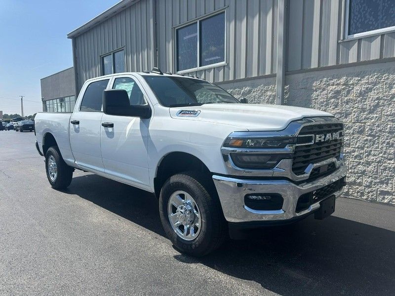 2026 Ram 2500 Tradesman photo 2