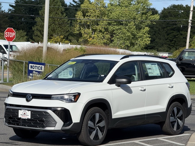 2025 Volkswagen Taos S photo 3