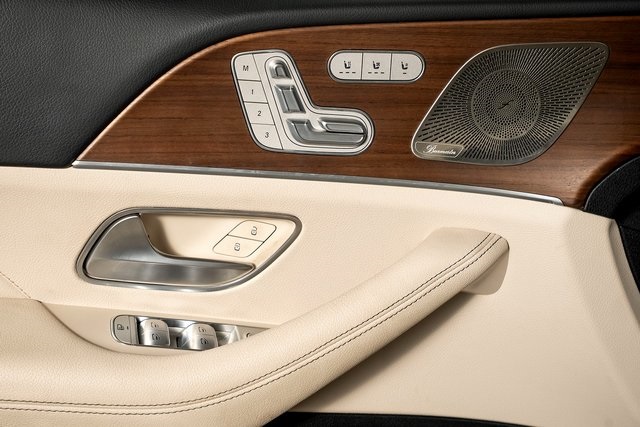 2022 Mercedes Benz GLS 450 4MATIC photo 56