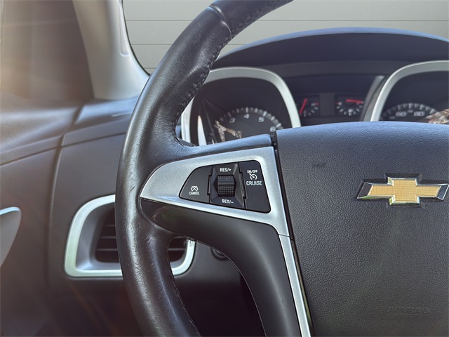2017 Chevrolet Equinox LT photo 9