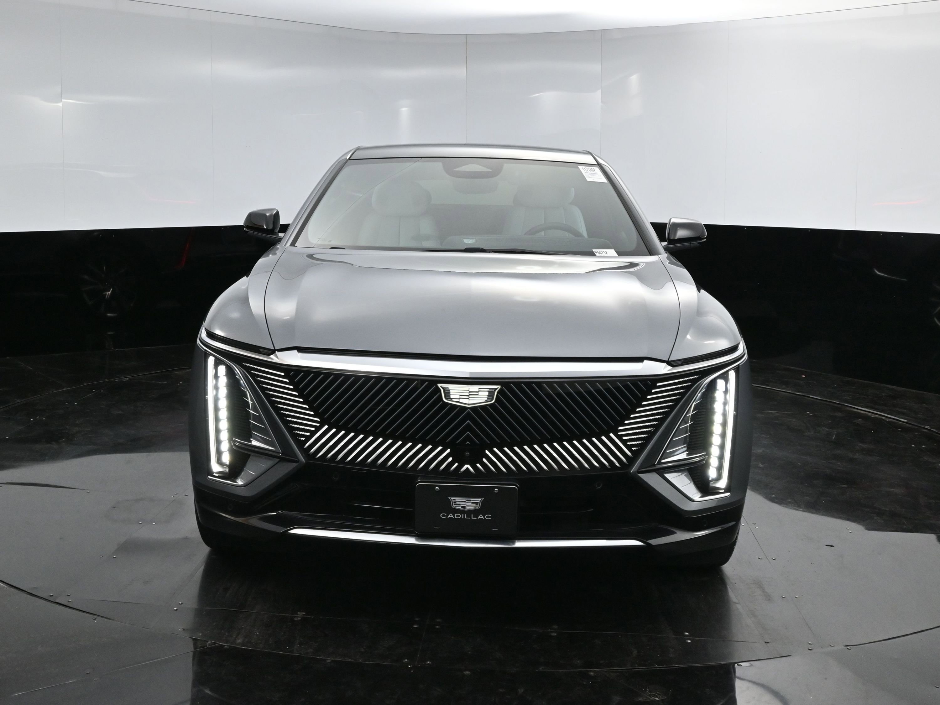 Used 2023 Cadillac LYRIQ Luxury with VIN 1GYKPMRK6PZ000102 for sale in Culver City, CA