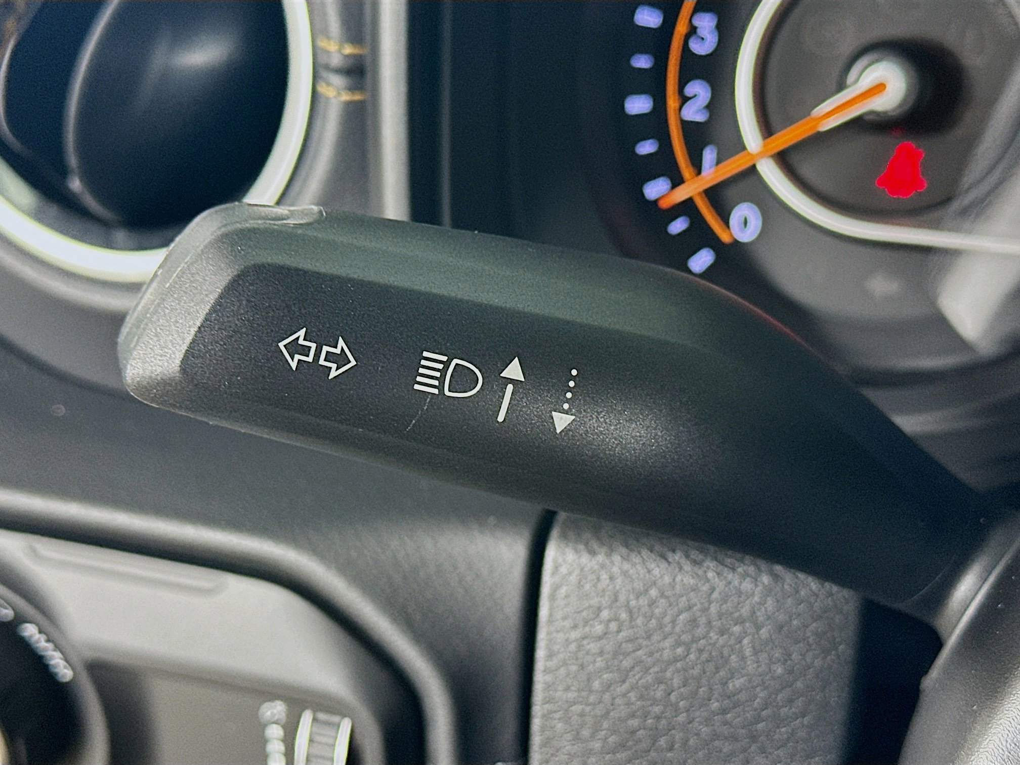 2024 Jeep Wrangler Sahara photo 19