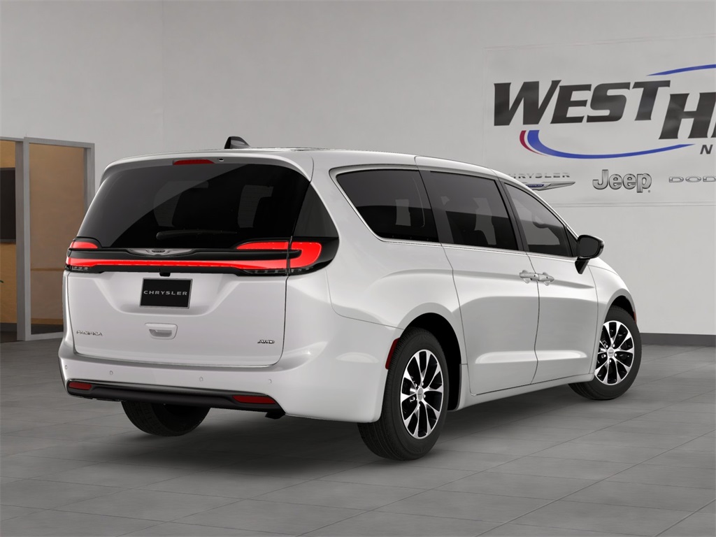 2026 Chrysler Pacifica photo 4