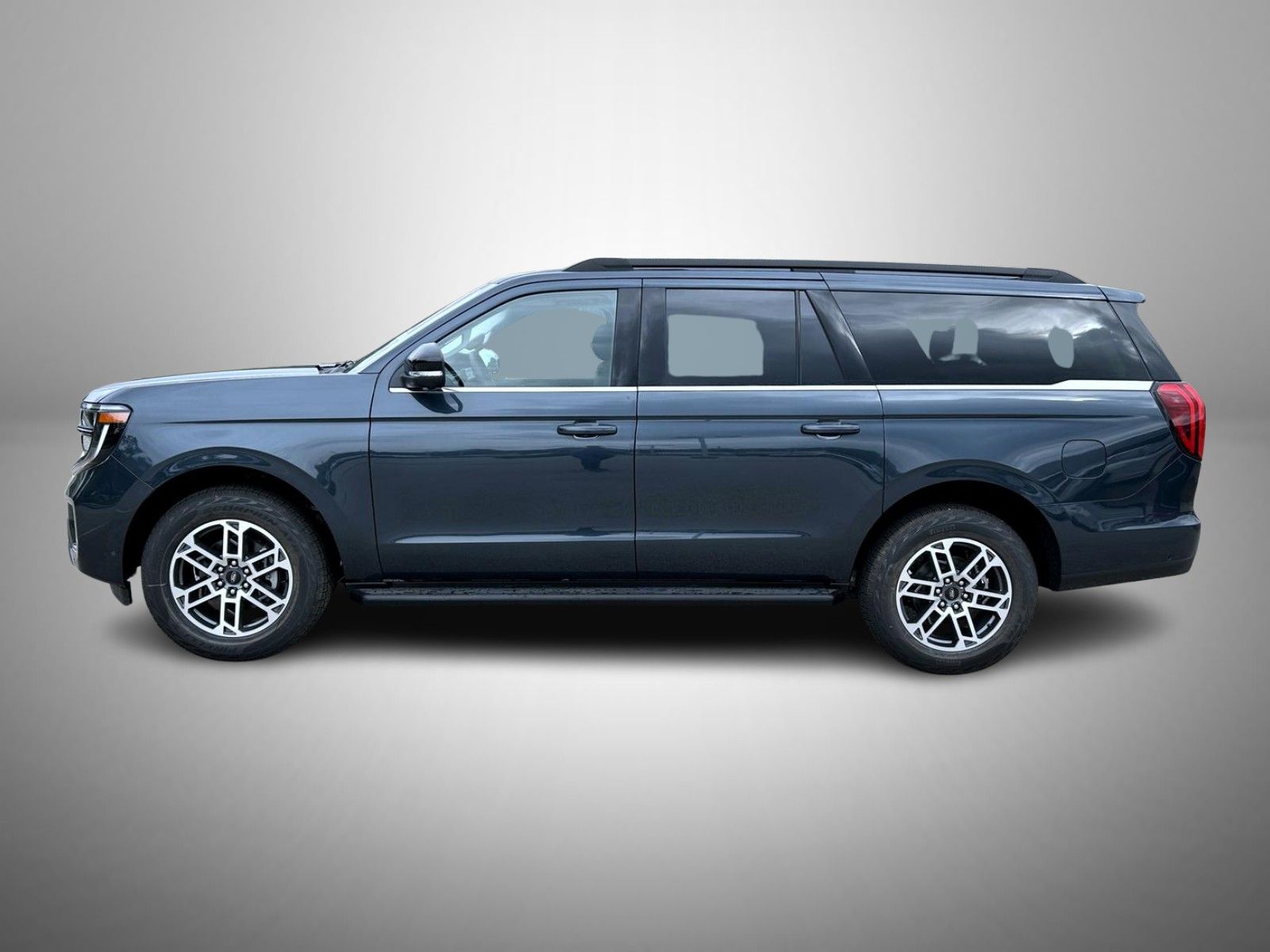 2025 Ford Expedition MAX photo 8