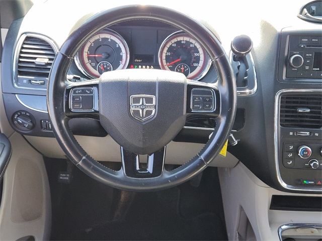 2017 Dodge Grand Caravan SXT photo 13