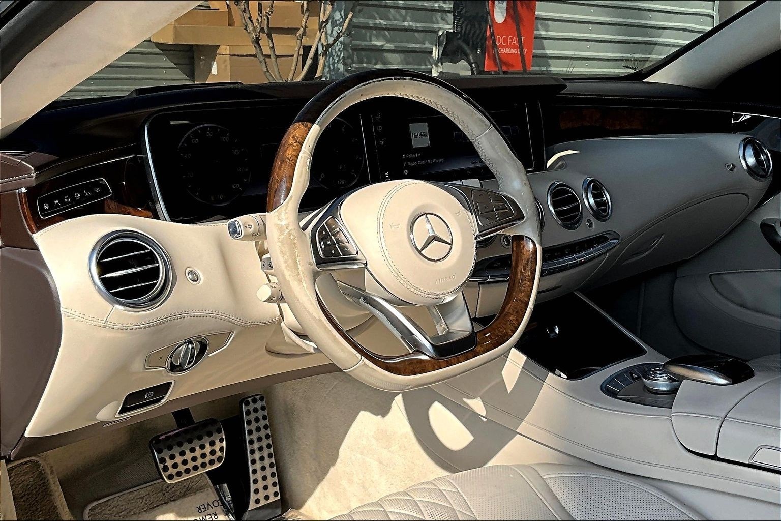 2015 Mercedes Benz S 550 4MATIC photo 2