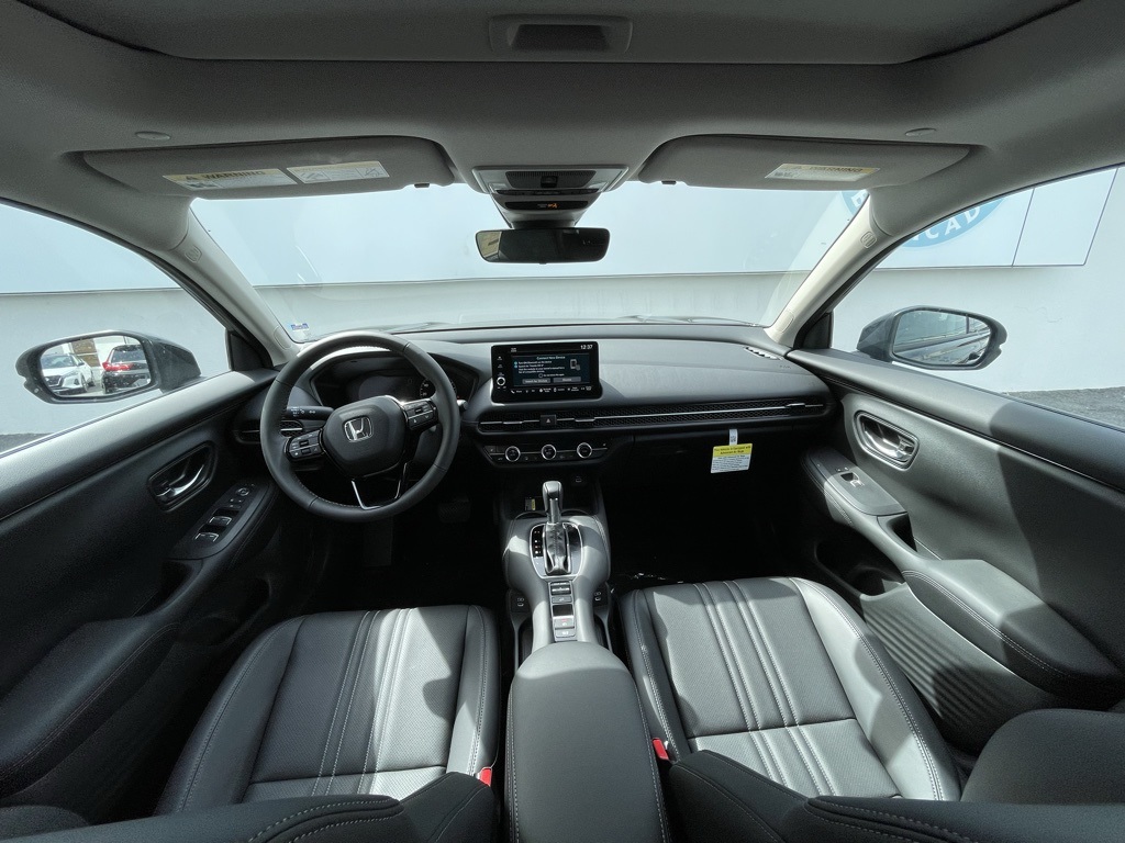 2025 Honda HR-V EX-L photo 5