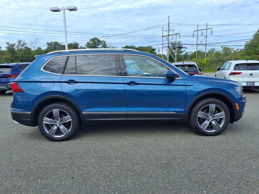 2019 Volkswagen Tiguan SEL Premium R-Line photo 3
