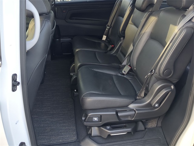 2021 Honda Odyssey Touring photo 22