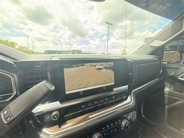 2024 Chevrolet Silverado 1500 LT photo 17