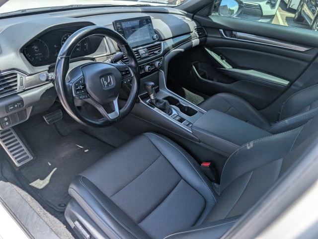 Used 2021  Honda Sport image 5