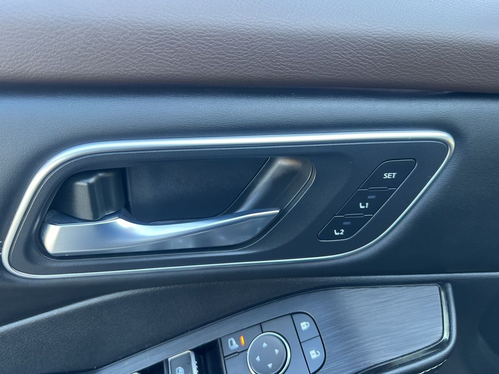 2023 Nissan Rogue Platinum photo 48
