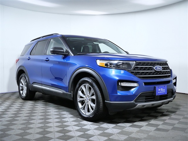 2023 Ford Explorer XLT's photo