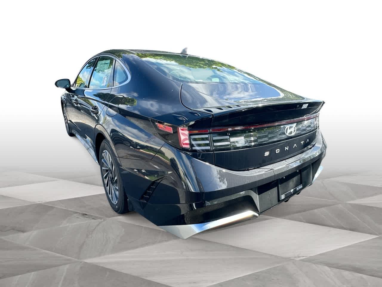 2025 Hyundai Sonata Hybrid SEL photo 6