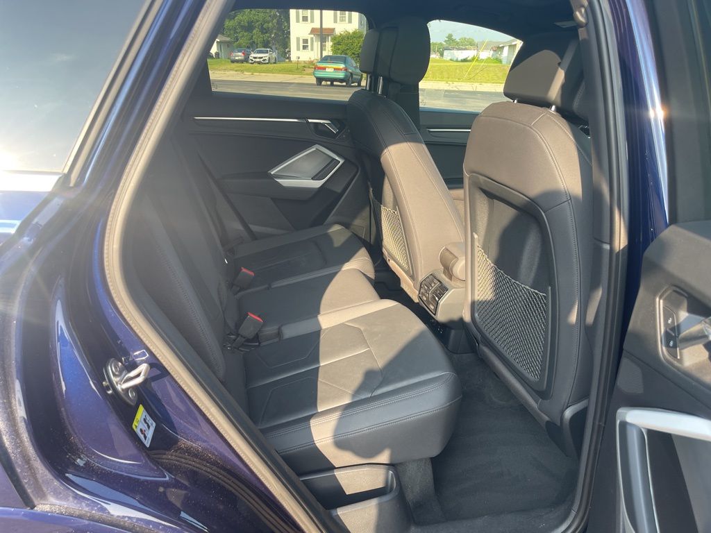 2021 Audi Q3 Premium S line photo 35