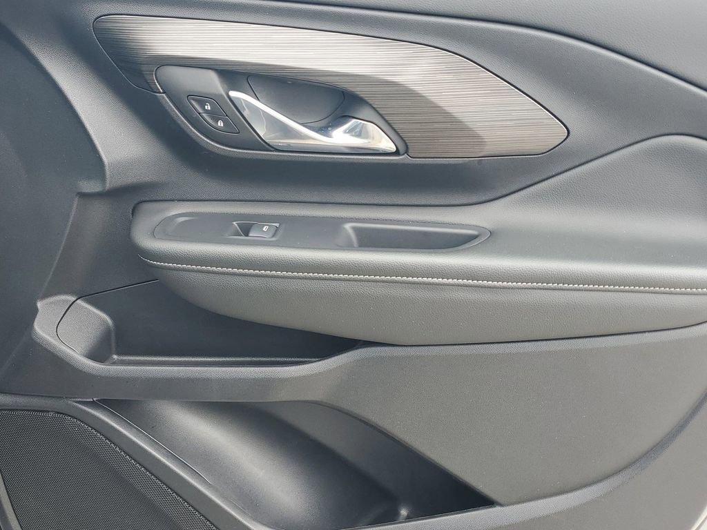 2024 Gmc Terrain SLE photo 40