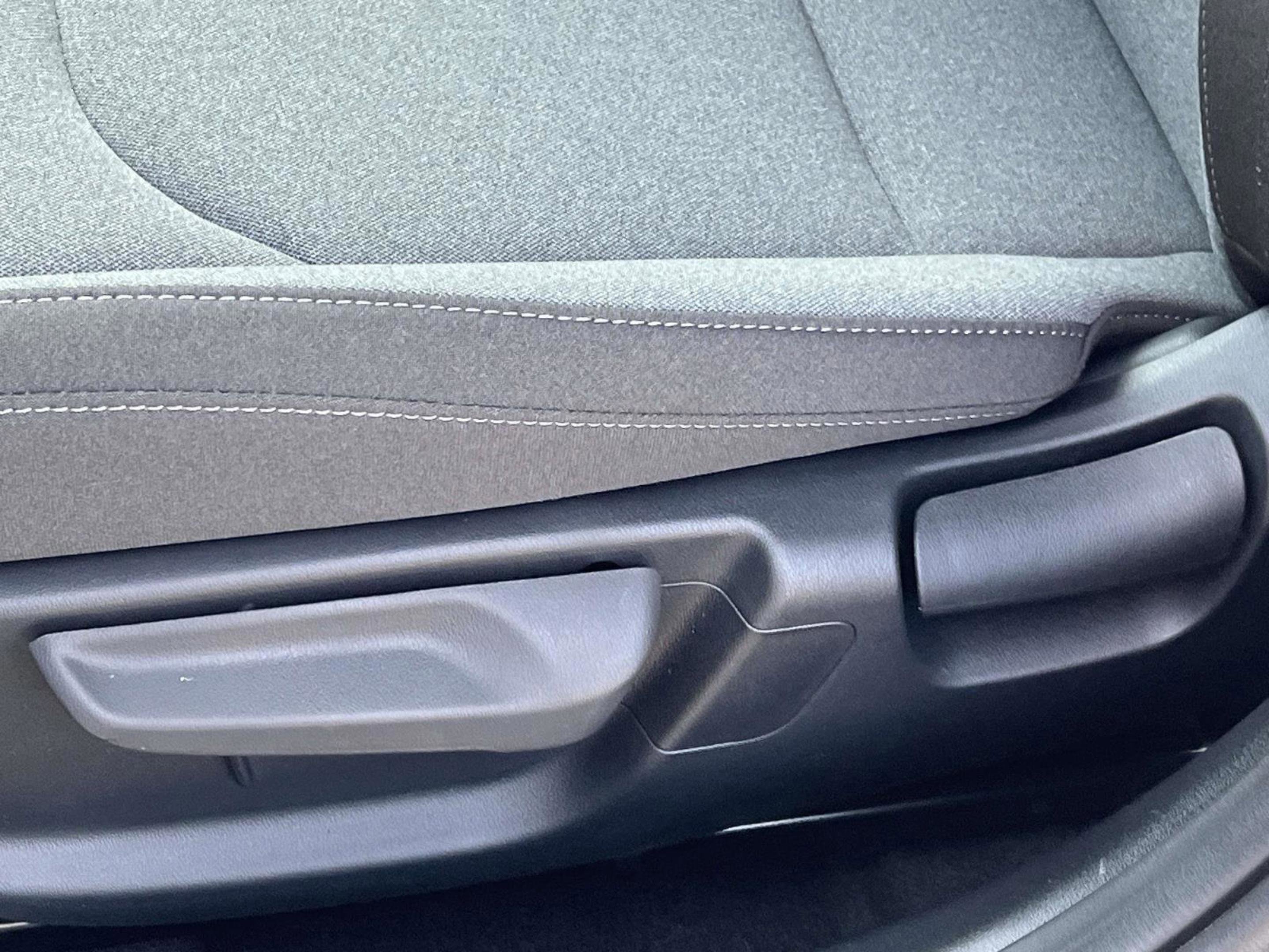 2025 Kia K4 LXS photo 22