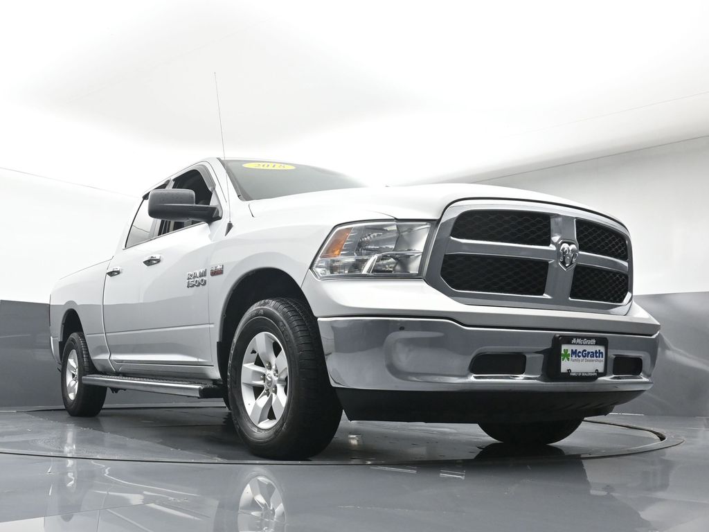 2018 Ram 1500 SLT photo 17