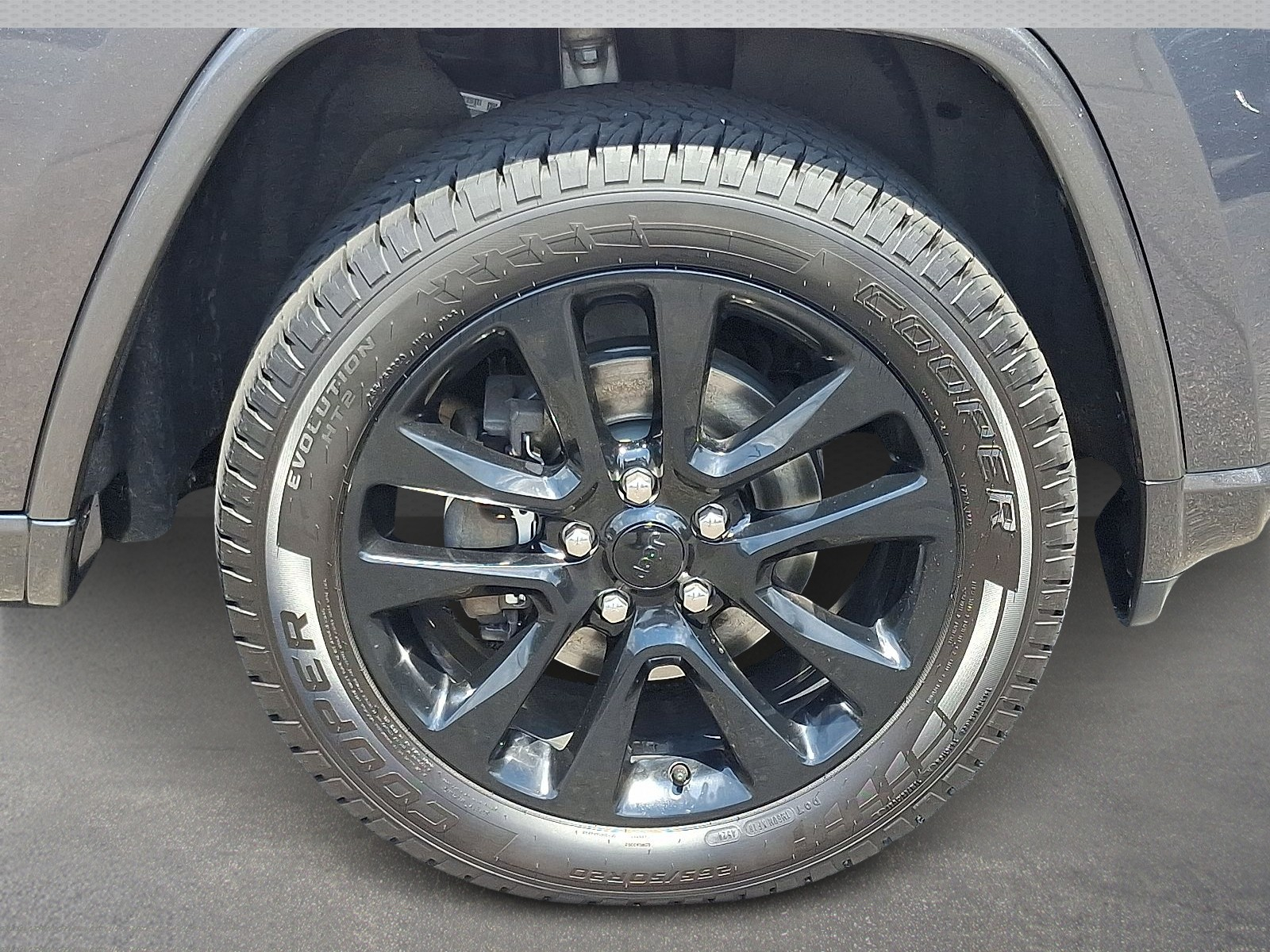 2019 Jeep Grand Cherokee Altitude photo 6