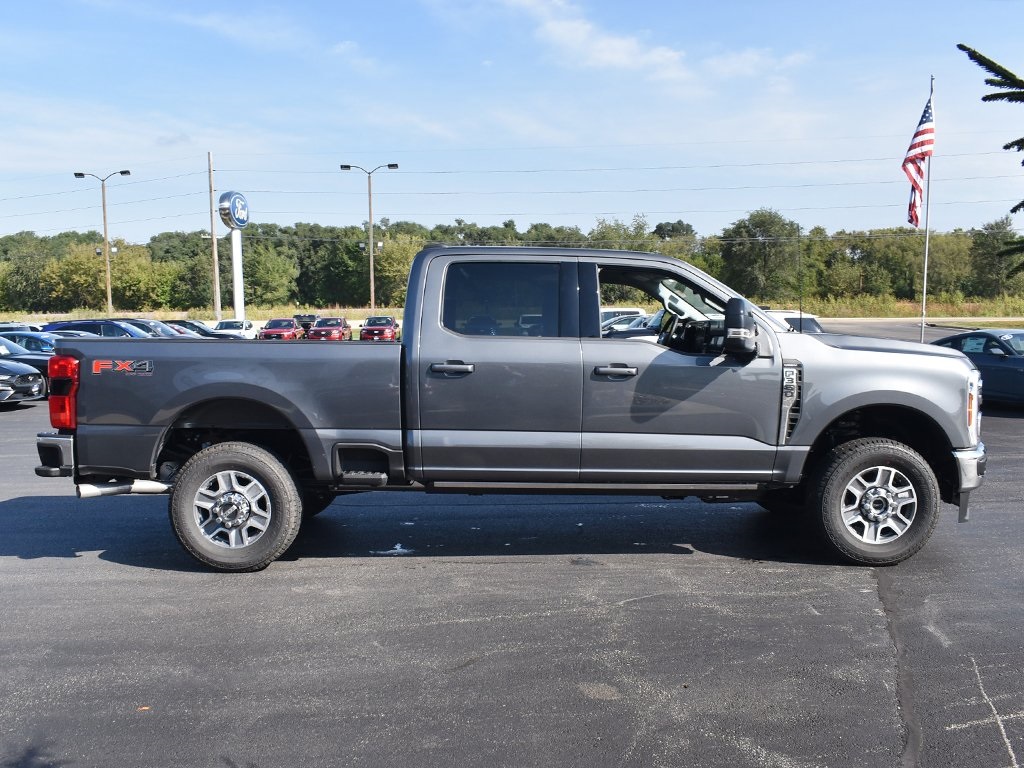 2026 Ford F-350 Lariat photo 13