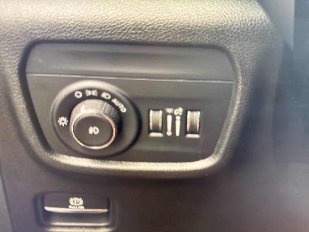 2023 Jeep Grand Cherokee Limited photo 10