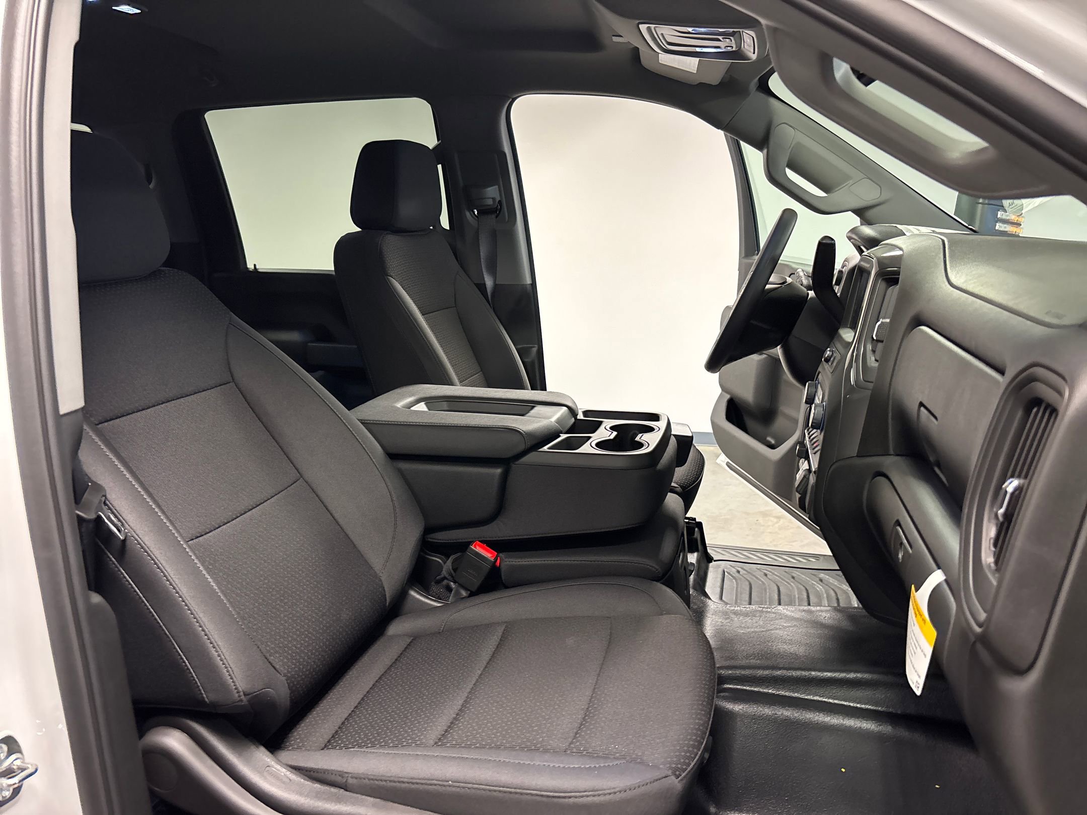 2025 Chevrolet Silverado 3500HD photo 32