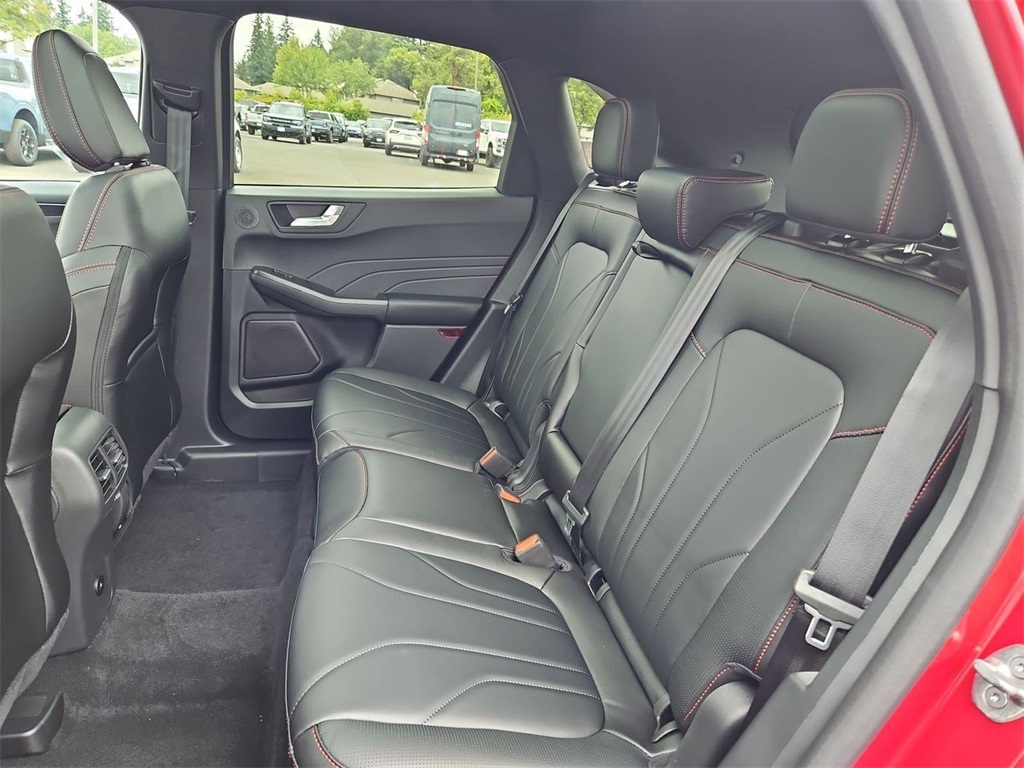 2025 Ford Escape Hybrid ST-Line Elite photo 25