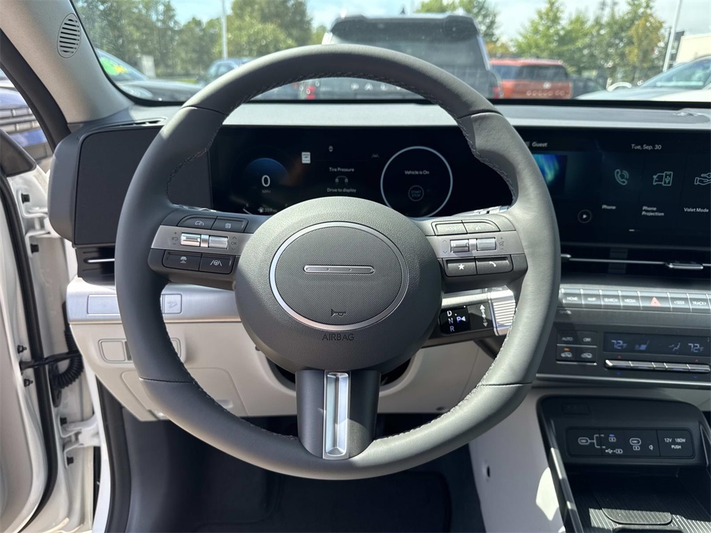 2026 Hyundai Kona SEL photo 8