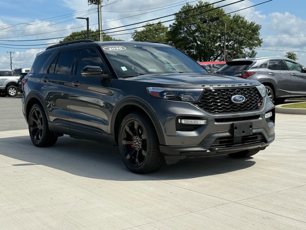 2020 Ford Explorer ST photo 3
