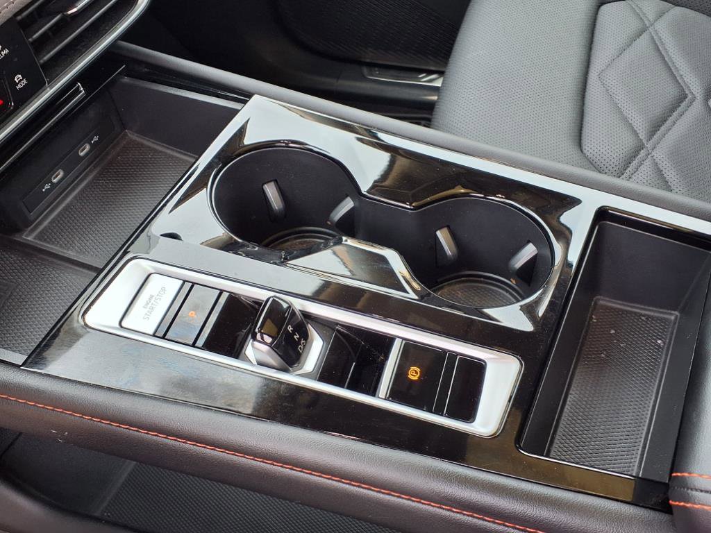2024 Volkswagen Atlas Peak Edition SE Technology photo 11