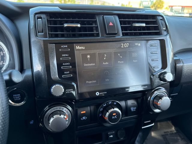 2024 Toyota 4Runner TRD Off-Road Premium photo 9