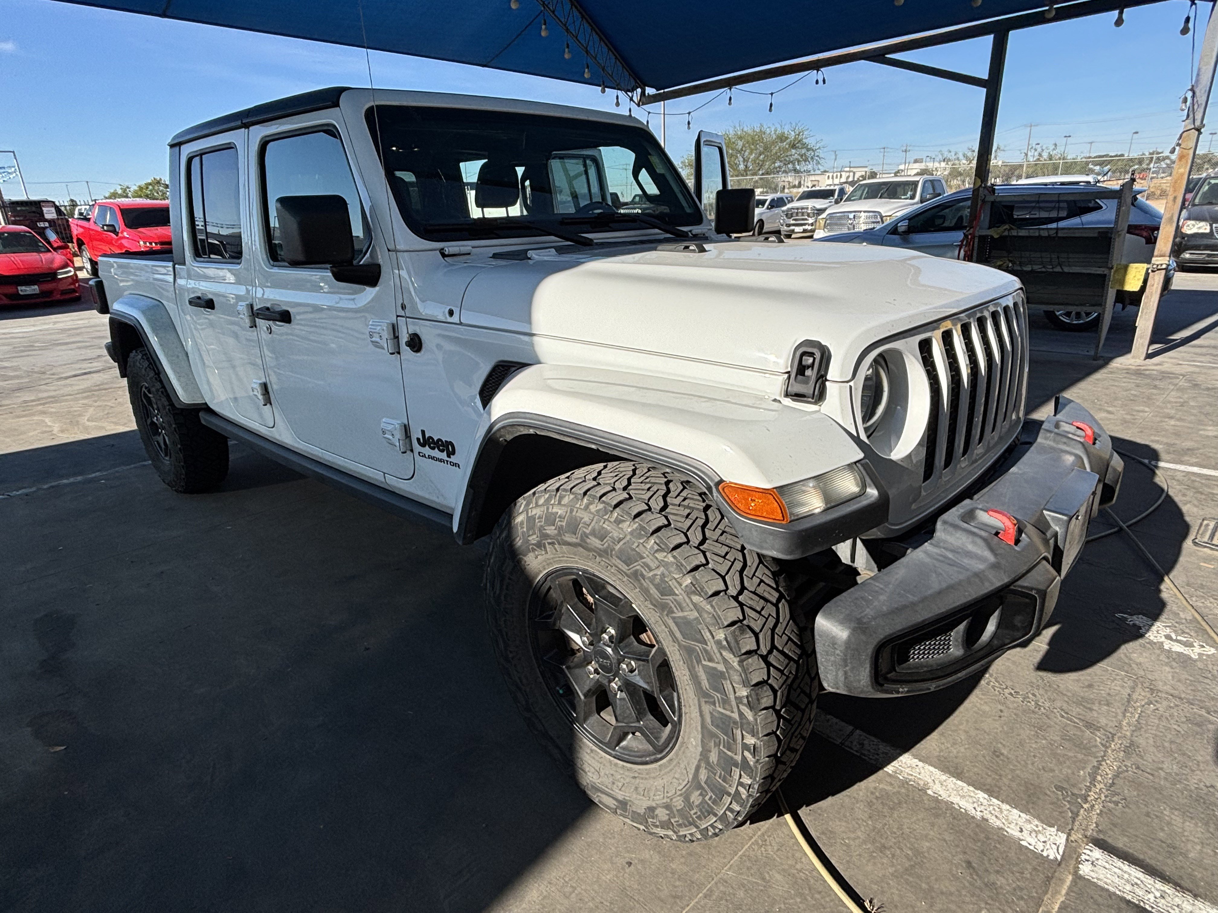 2021 Jeep Gladiator Sport S's photo