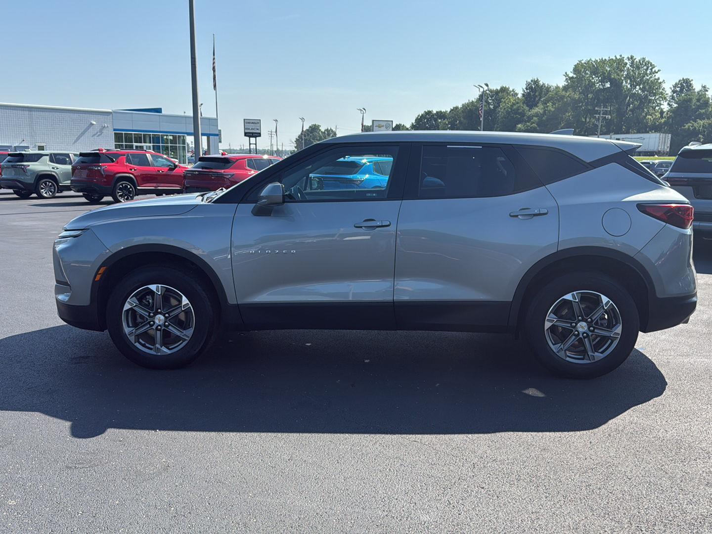 2023 Chevrolet Blazer 2LT photo 3