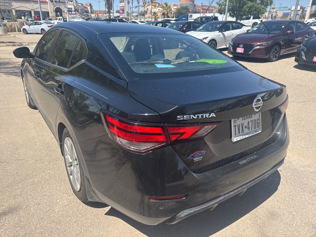 2021 Nissan Sentra S photo 11